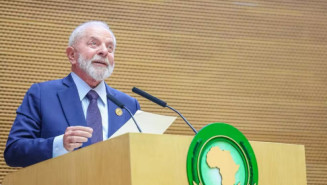 Na África, Lula critica extrema direita, fala em ampliar parcerias e diz que Brasil tem 'dívida histórica' com o continente