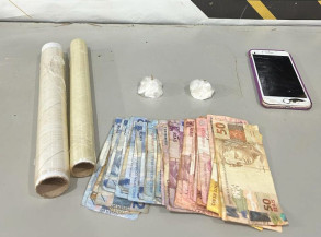 Jovem de 18 anos é preso  por tráfico de drogas na modalidade 'delivery'