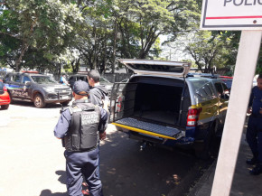 Homem é preso com drogas próximo a escola em Dourados