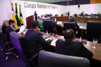 Alan Guedes inicia correção de defasagem salarial dos servidores