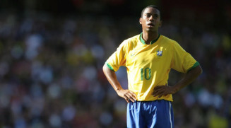 Defesa de Robinho entra com HC no Supremo contra prisão por estupro