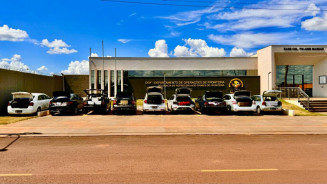 DOF intercepta comboio com nove veículos carregados com  contrabando