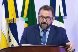 Laudir cobra informações sobre a implantação de redes de esgoto nos Residenciais Kairós I e II