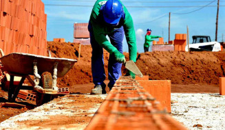 Trabalhadores da construção civil em Dourados podem paralisar atividades