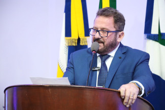  Laudir cobra implantação de rede de esgoto em vários bairros de Dourados