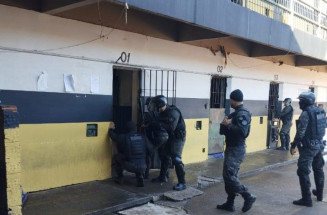 Polícia intensifica vistoria para combater a comunicação em presídios