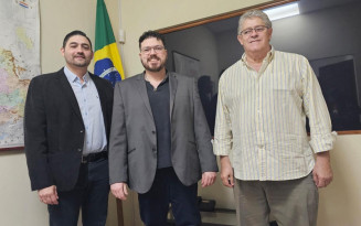 Diretores da UCP e membros do Consulado brasileiro discutem sobre a comunidade acadêmica na fronteira