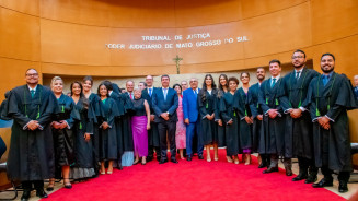 TCE-MS prestigia posse de novos defensores públicos substitutos