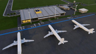 Geraldo cobra solução de pendências para licitação do terminal do aeroporto