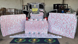 Contrabandista foge e abandona carro com carga de cigarro avaliada em R$ 98 mil