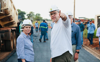 Prefeito Alan Guedes anuncia pagamento adiantado dos servidores
