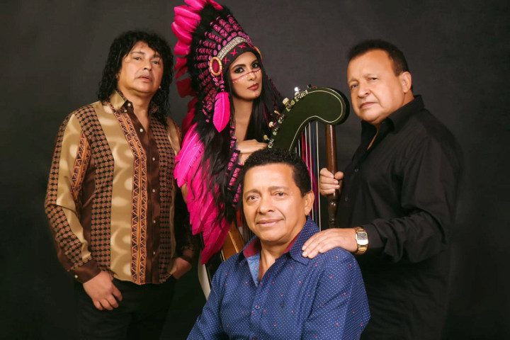 A terceira geração de músicos da família Castillo, no Paraguay
