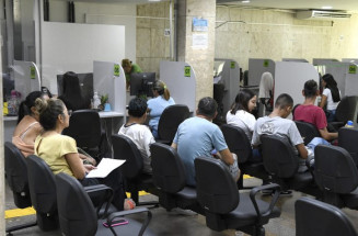 Semana começa com 4,4 mil vagas de emprego, sendo 295 em Dourados