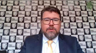 Deputado Pollon diz que esteve com filho de Bolsonaro no mesmo voo um dia antes de avião cair