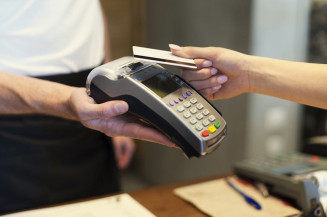 O que é preciso para ter uma maquininha de cartão?