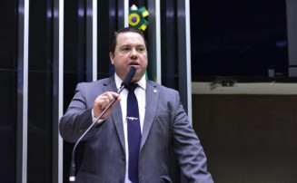 Rodolfo Nogueira briga em plenário com governistas para garantir prorrogação de dívidas dos produtores