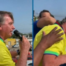 Bolsonaro é atacado por abelhas durante discurso no Nordeste