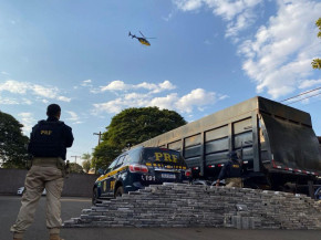 Durante fiscalização, Policia Federal apreende 463kg de drogas em Dourados