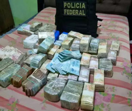 Operação apreende R$ 900 mil com quadrilha que trafica cocaína e armas