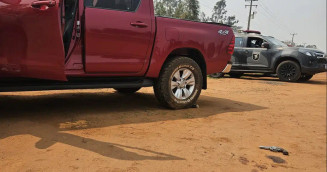 Homem morre em confronto na tentativa de atravessar a fronteira com caminhonete roubada