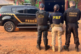 Operação "desmonta" depósito que era utilizado para armazenar cargas ilícitas