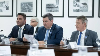 Riedel durante reunião em Brasília (DF) nesta quinta-feira (Agência Brasil)