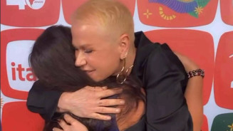 Xuxa conhece menina do meme ‘Que Xou da Xuxa é esse?’: “Amei te ver”
