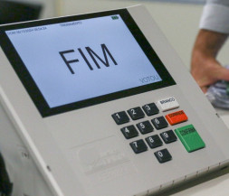 Eleições no domingo não terão voto em trânsito