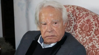 Morre o jornalista Cid Moreira aos 97 anos