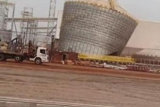 Silo de grãos desaba e quatro trabalhadores ficam feridos - Reprodução/ Babalizando MS