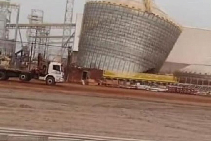 Silo de grãos desaba e quatro trabalhadores ficam feridos - Reprodução/ Babalizando MS