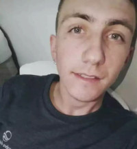 Jovem cai com moto de 1000 cilindradas em rodovia e morre