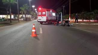 Samu esteve no local para socorrer as vítimas – (Foto: JPNews)