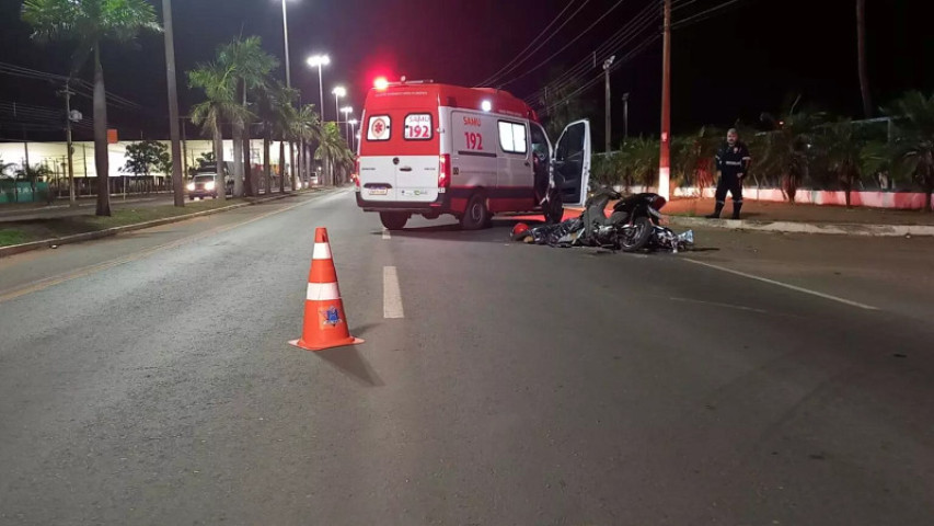 Samu esteve no local para socorrer as vítimas – (Foto: JPNews)