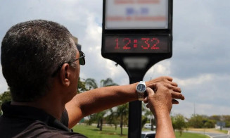 Governo federal decide hoje se volta a adotar horário de verão ainda este ano