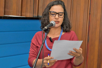 Deputada Gleice Jane homenageia projeto 'Escritoras no Mato Grosso do Sul'