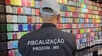 Polícia  apreende R$ 1,5 milhão em itens falsificados da Apple
