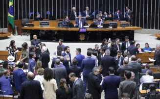 Deputados aprovaram o texto na sessão do Plenário desta quarta-feira - Bruno Spada/Câmara dos Deputados  Fonte: Agência Câmara de Notícias