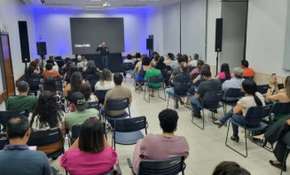 Chico Felitti foi convidado para ministrar palestra no SebraeJor 2024 em Dourados. Crédito: Sebrae/MS