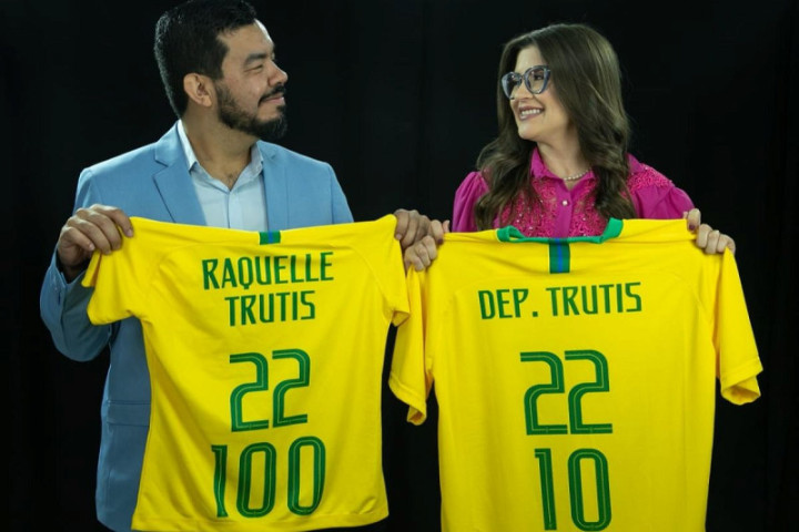 Ex-deputado federal Loester Carlos Gomes de Souza e sua esposa, Raquelle Lisboa Alves de Souza. (Foto: Facebook)