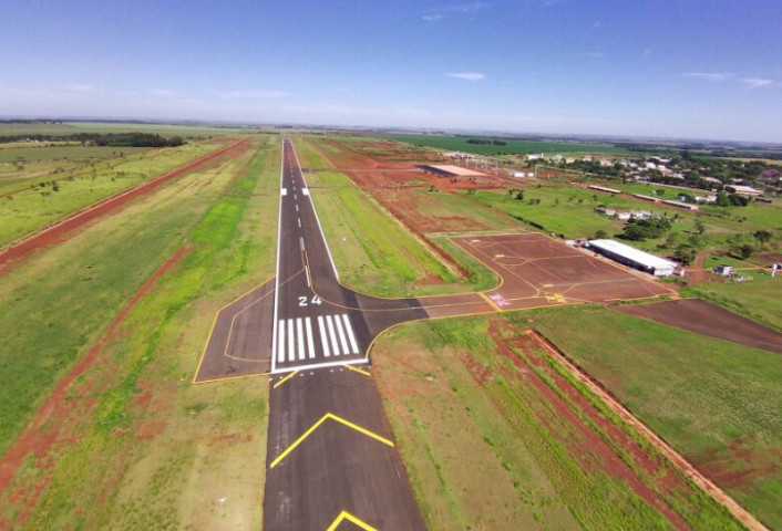 Aeroporto de Dourados está fechado para pousos e decolagens de voos comerciais desde maio de 2021 - Foto: Assecom/Prefeitura