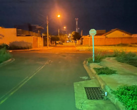 Motorista invadiu a preferencial e atropelou o motociclista