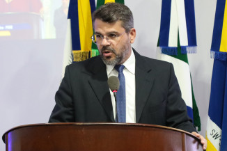 Mauricio Lemes questiona possível perda de  recursos para reforma do Teatro Municipal