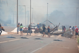 Comunidade indígena vai manter bloqueio na MS-156 e no anel viário - Foto: Valdinei Garcia