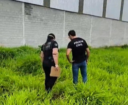 Corpo estava em matagal ao lado de barracão, às margens da BR-163, saída para Caarapó - Foto: Reprodução/Sindnei Bronka