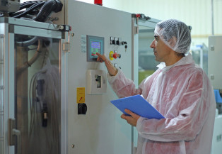 Indústria de MS abriu 201 novos postos formais de trabalho em outubro