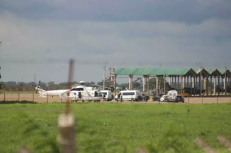 Helicóptero utilizado por Lula para visitar Ribas do Rio Pardo (Foto: Paulo Francis)