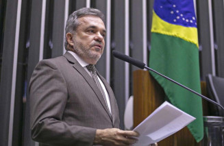 Deputado Vander  confirma R$ 53 milhões para água nas aldeias de Dourados