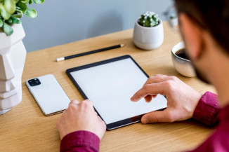 Diferenças entre tablets e laptops para estudantes: qual é a melhor opção para você?