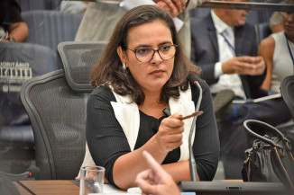 Deputada Gleice manifesta preocupação com situação dos policiais penais de MS